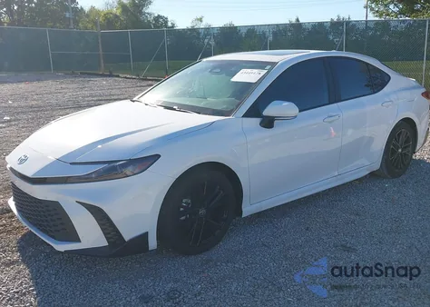 2025 Toyota Camry Se из США, поврежденный, VIN 4T1DAACK3SU575511